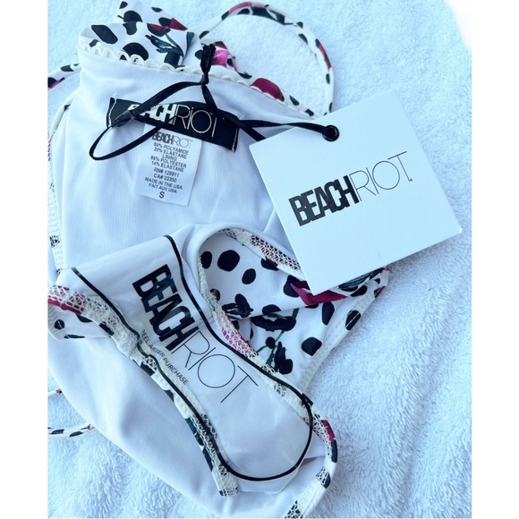 Beach Riot One Piece Swim Suit - Picture 7 of 9